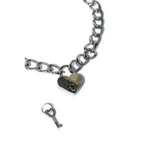SILVER METAL COLLAR WITH HEART-SHAPED LOCK